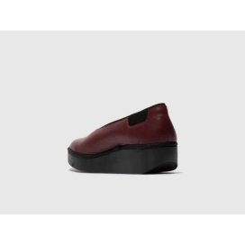 Slip on Fly London JURY470FLY Wine, Leather