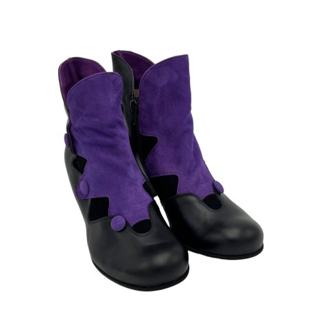 Stivaletto con bottoncini Vladì Stivaletto con bottoncini Vladì