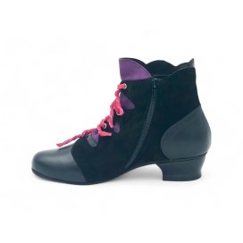 Stivaletto con lacci Vladì